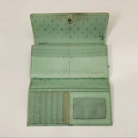 Fossil Maddox Mint Wallet - Picture 4 of 6